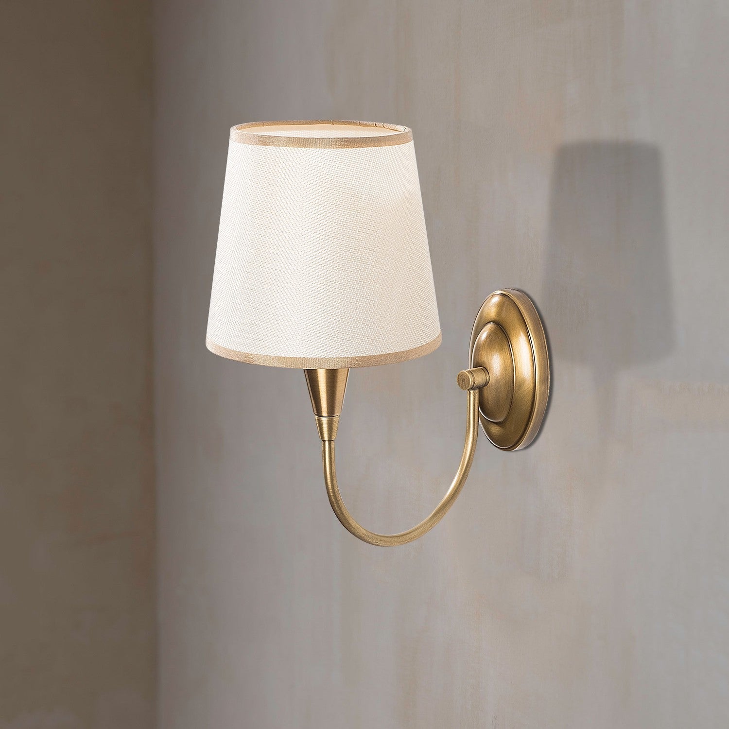 Zidna lampa