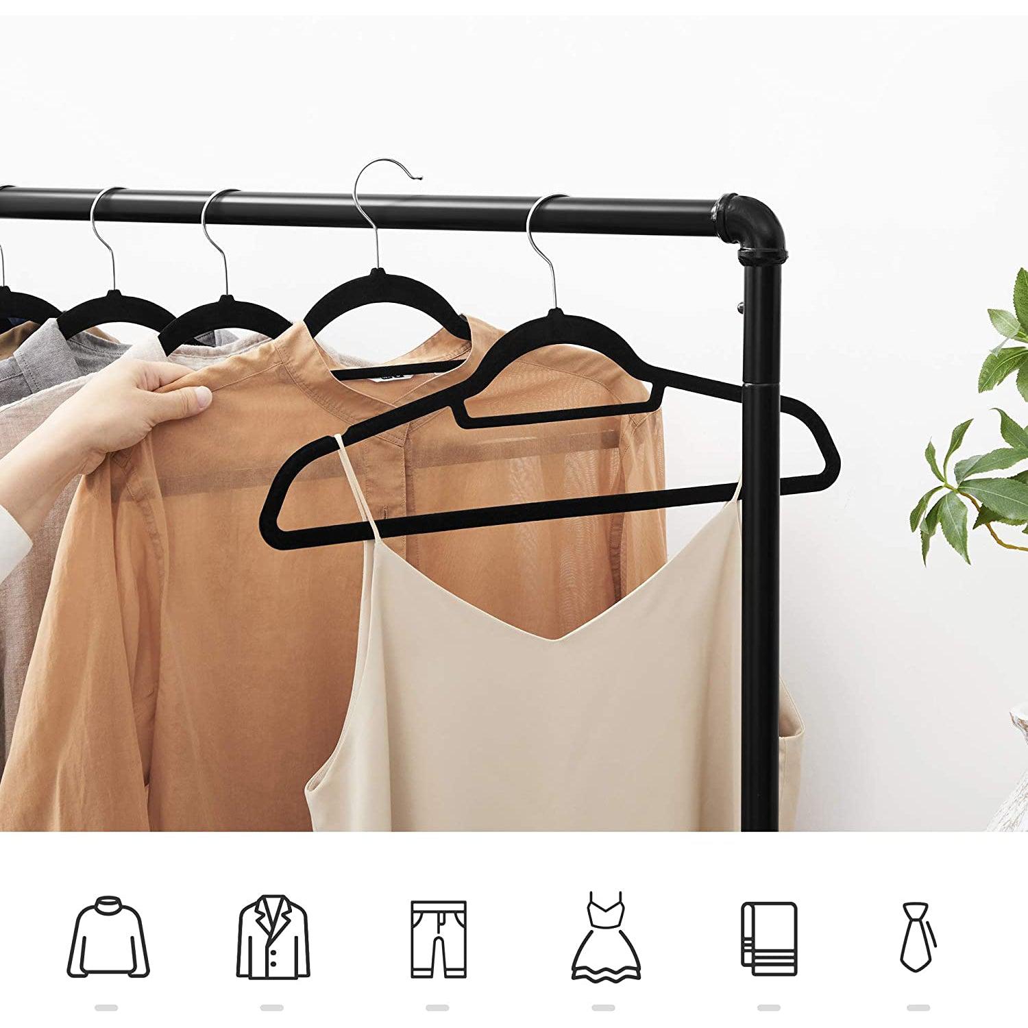 50 komada baršunastih, neklizajućih vješalica, crne | SONGMICS-vitahome.hr
