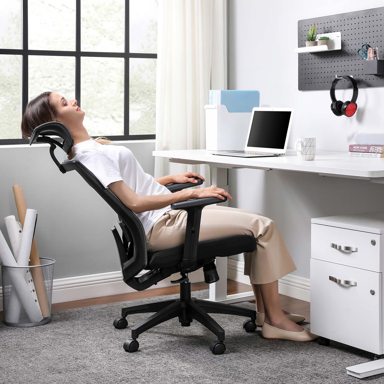 Ergonomska računalna stolica, okretna za 360°, s lumbalnom potporom, siva | SONGMICS-vitahome.hr