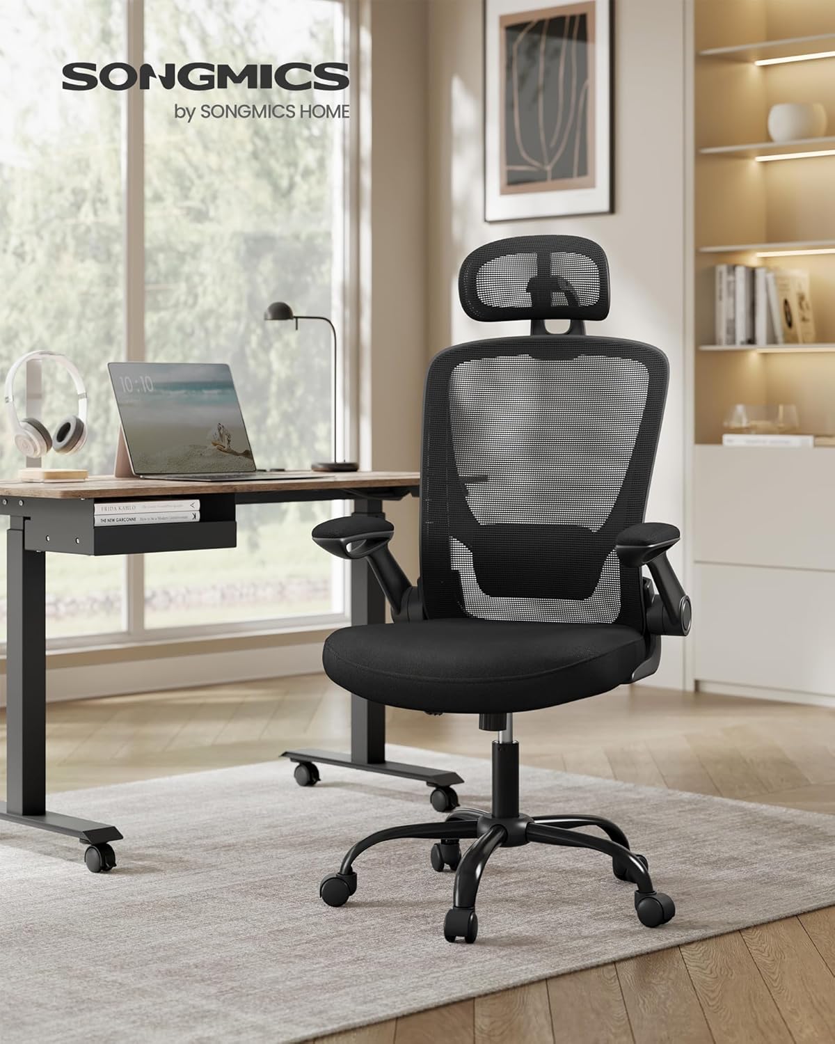 Ergonomska uredska stolica, okretna stolica s mrežastim naslonom, crne boje