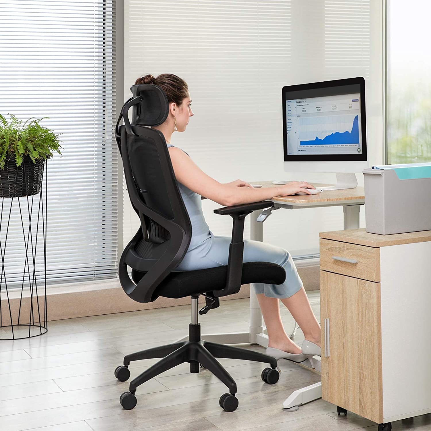 Ergonomska uredska stolica s lumbalnom potporom, crna | SONGMICS-vitahome.hr