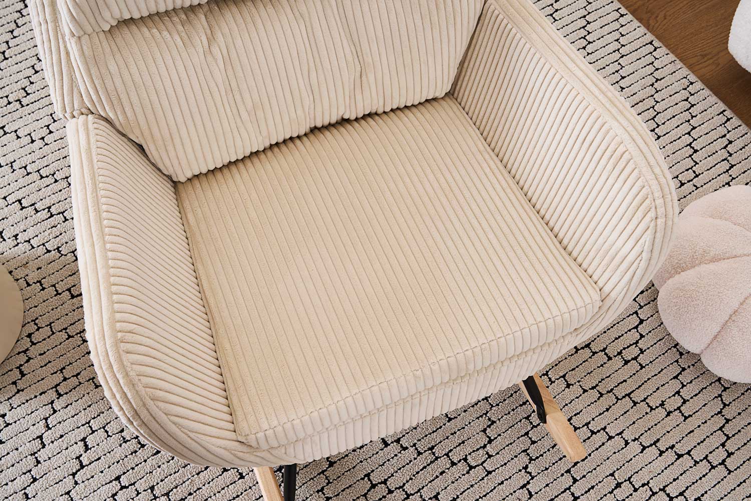 Fotelja za ljuljanje s presvlakom od rebrastog pliša, 96x74x94 cm, krem-bež | VASHOME-vitahome.hr