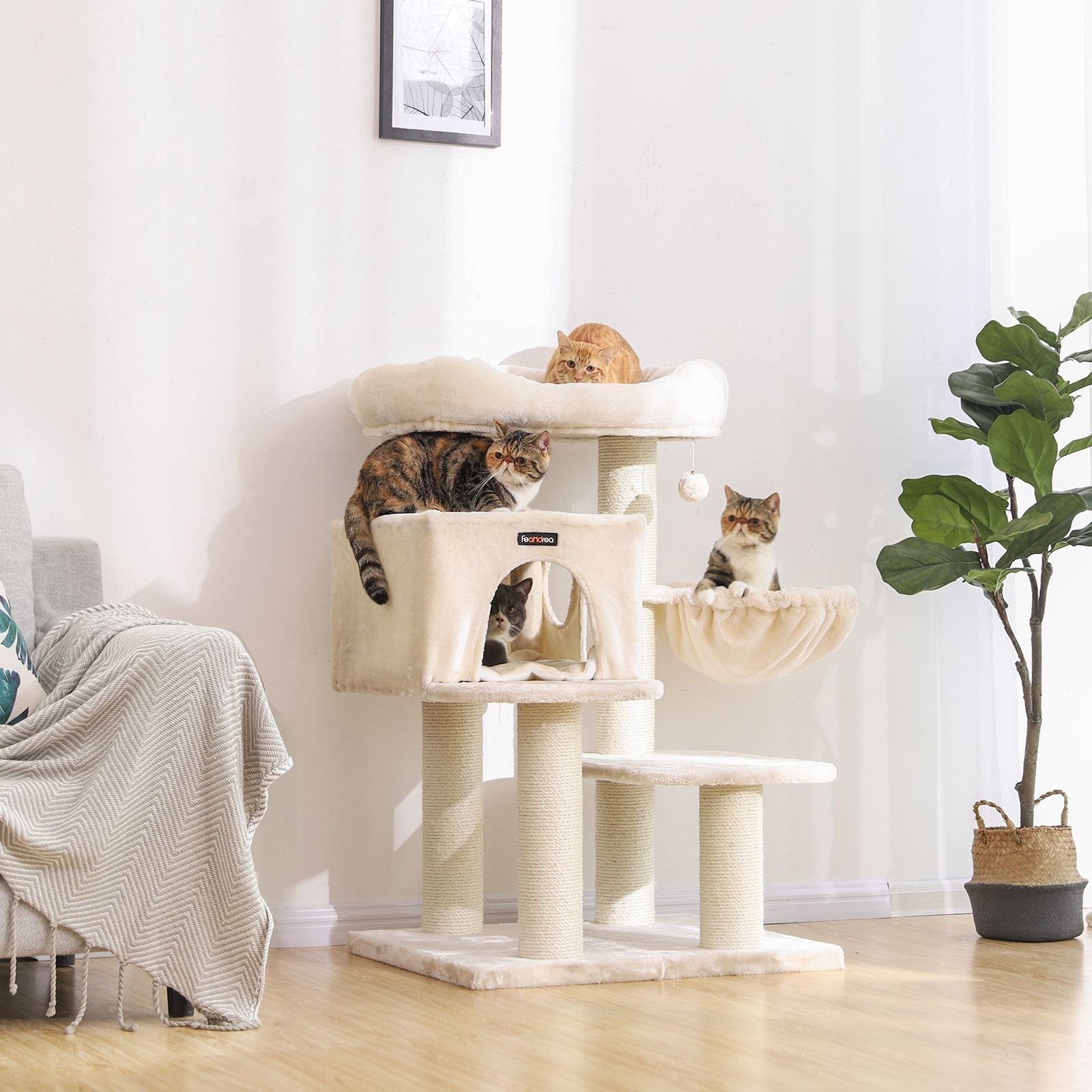 Grebalica za mačke s kućicom i 2 krevetića, visine 112 cm, bež boje | FEANDREA | FEANDREA-vitahome.hr