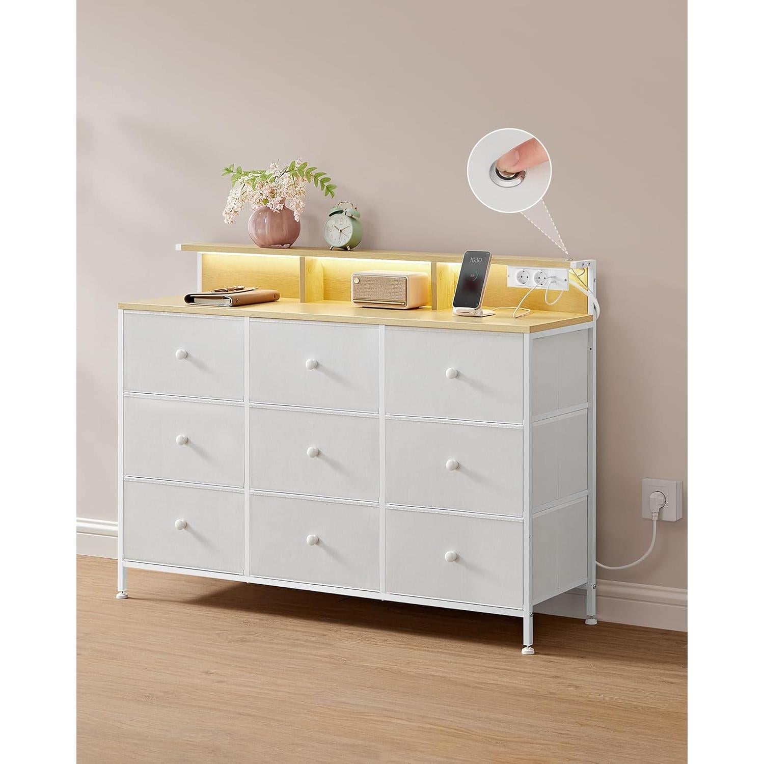 Komoda za skladištenje s LED osvjetljenjem, 33,5 x 114 x 84 cm, bijela | SONGMICS-vitahome.hr