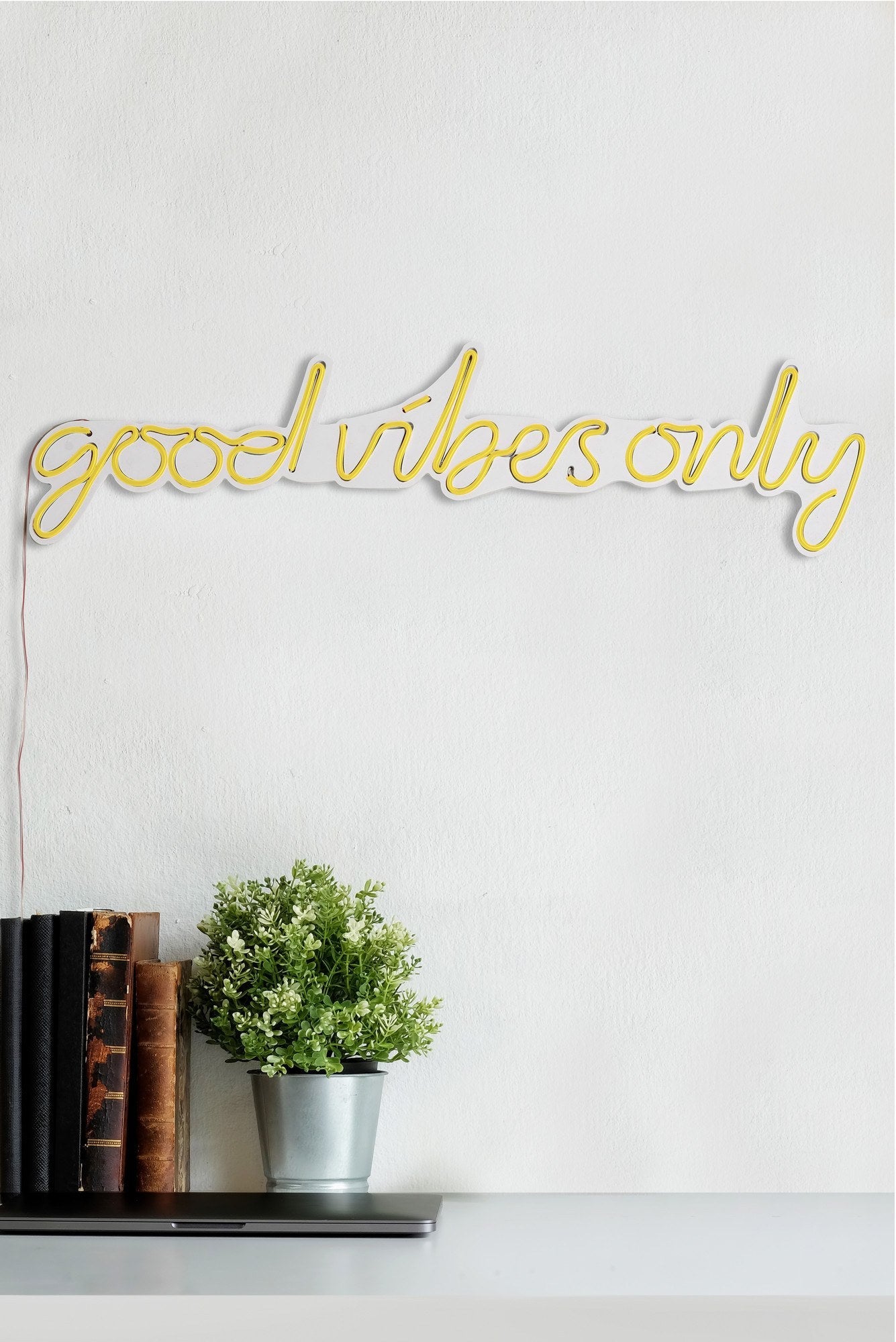 lastična zidna dekoracija s LED rasvjetom, Good Vibes Only - Yellow | AG-vitahome.hr