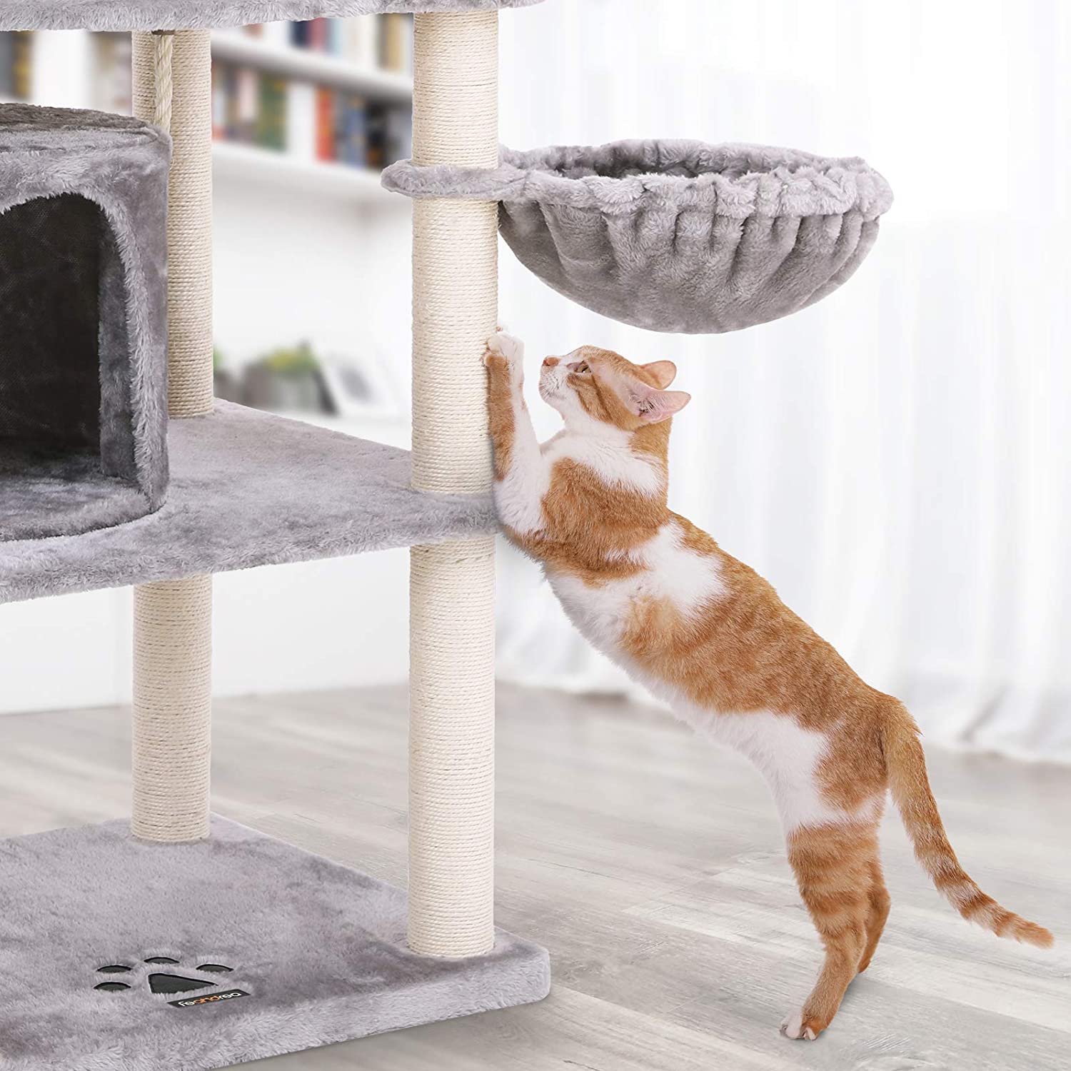 Mačji toranj sa grebalicama, kućicama i krevetićima, visok 152 cm, svijetlo sivi | FEANDREA | FEANDREA-vitahome.hr