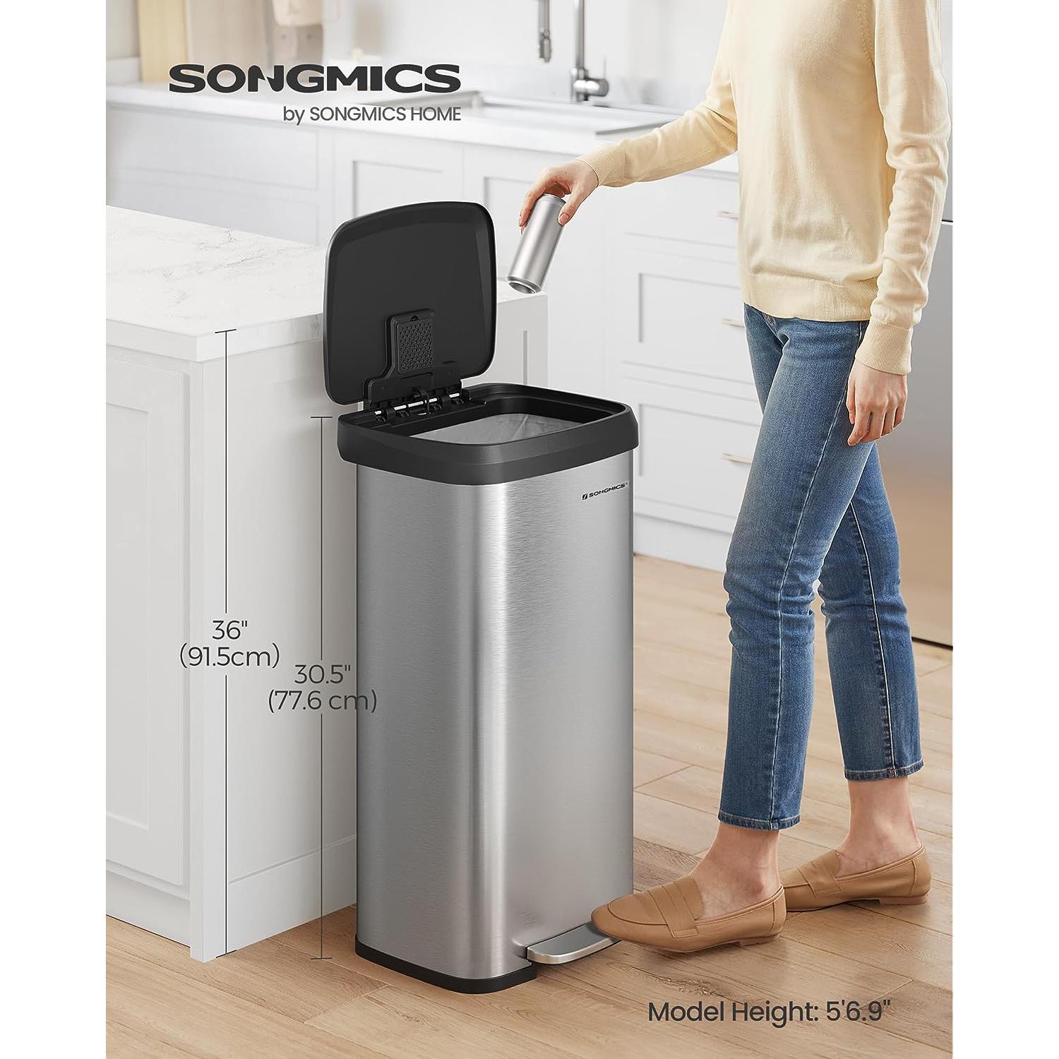 Metalna pedalna kanta s poklopcem, 68l, 40,5 x 35 x 77 cm, srebrno-crna | SONGMICS-vitahome.hr