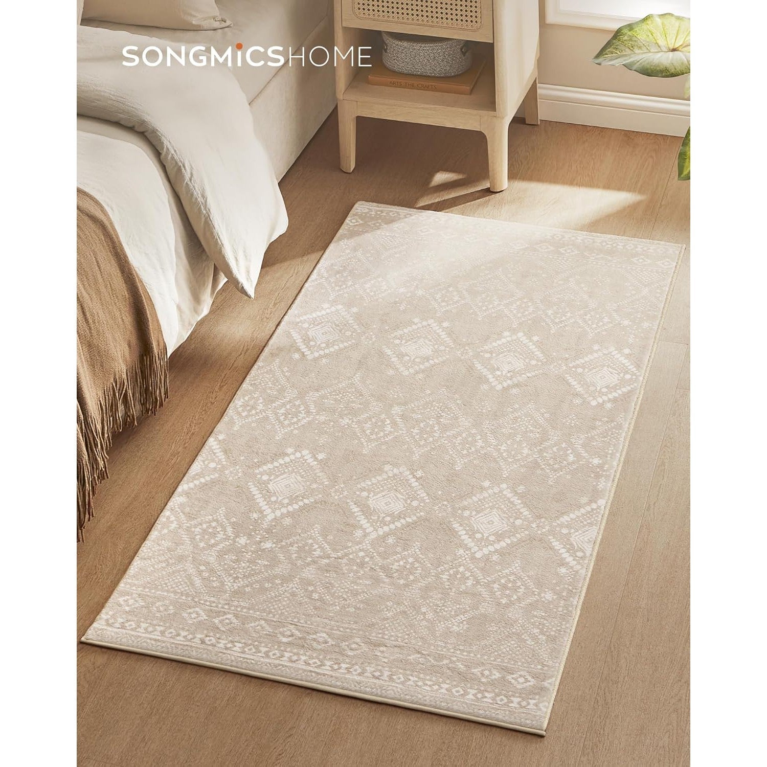 Neklizajući tepih 80 x 150 cm, kratke dlake, cappuccino bež boje | SONGMICS-vitahome.hr
