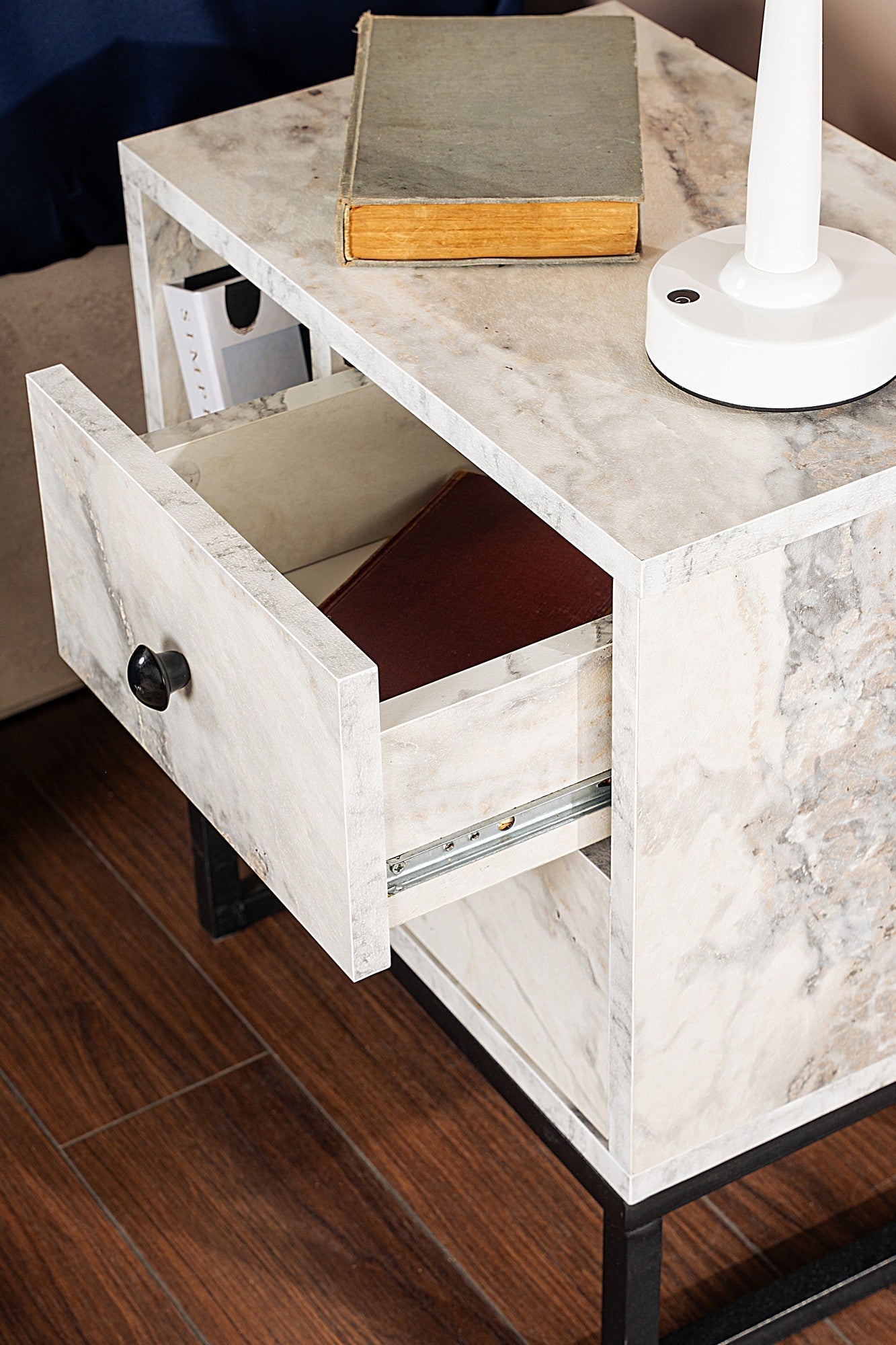 Noćni ormarić Glimmer - Fressia Marble, Black | AG-vitahome.hr