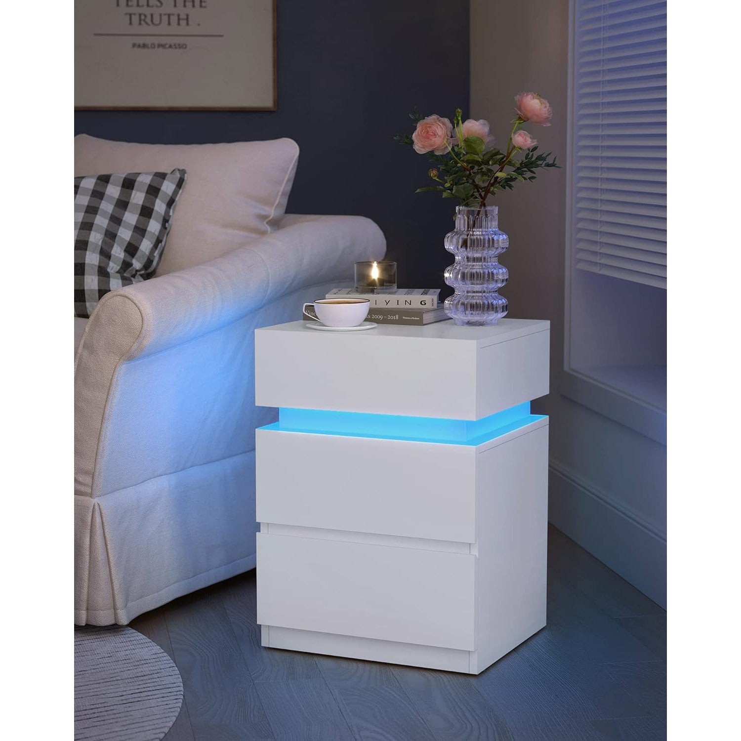 Noćni ormarić s LED rasvjetom i 3 ladice, 35 x 40 x 55 cm, bijele boje | VASAGLE-vitahome.hr