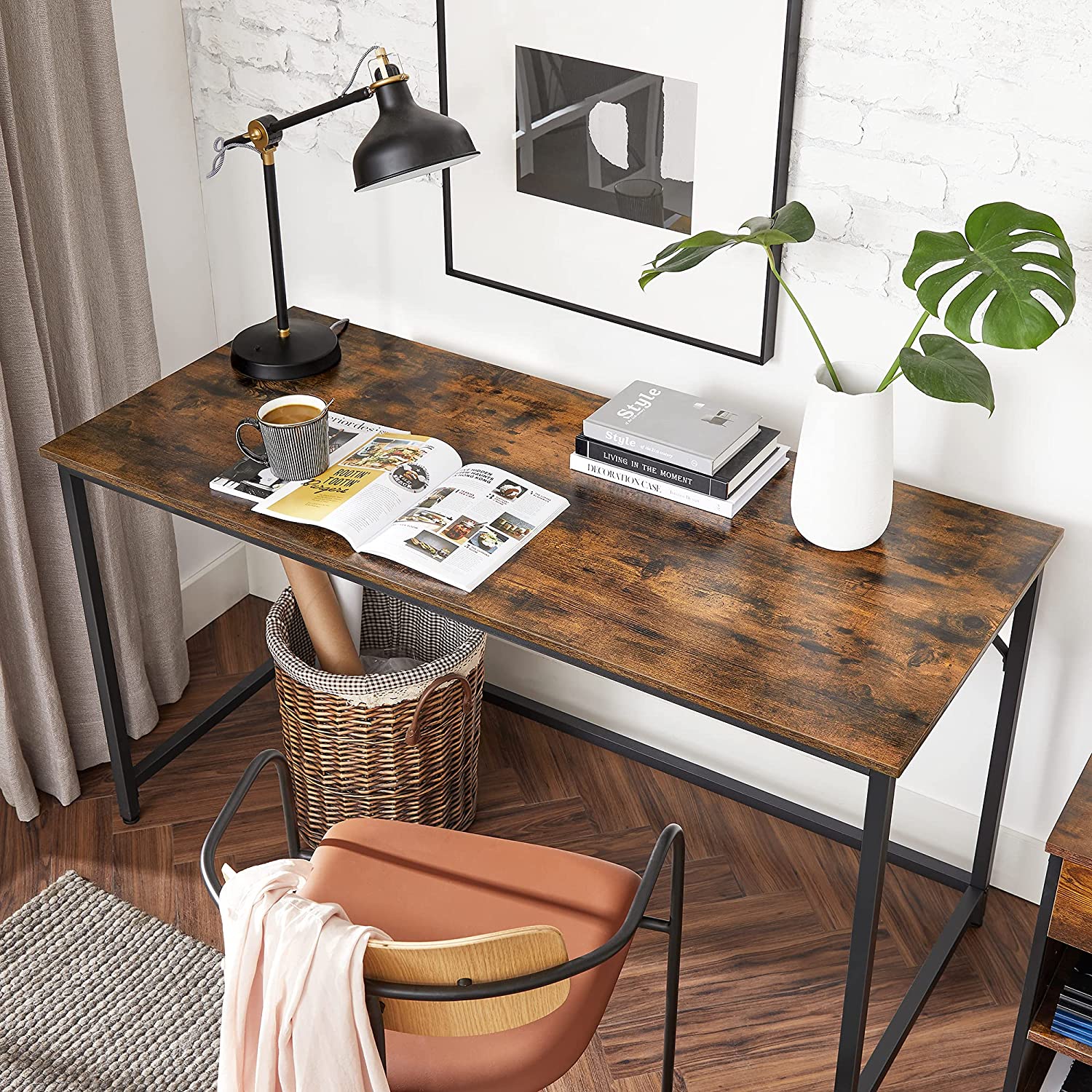 Radni stol s metalnim okvirom, 140 x 75 x 60 cm, rustikalno smeđa | Vasagle-vitahome.hr
