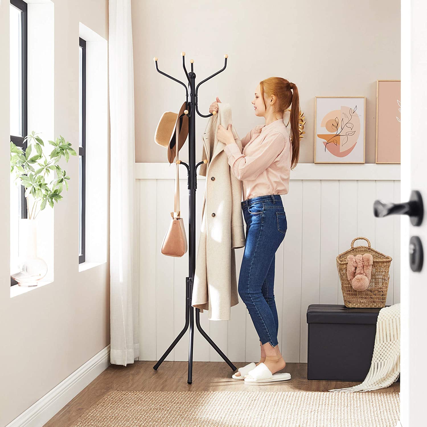 Samostojeća metalna vješalica za kapute, odjeću, visoka 182cm, crna | SONGMICS-vitahome.hr