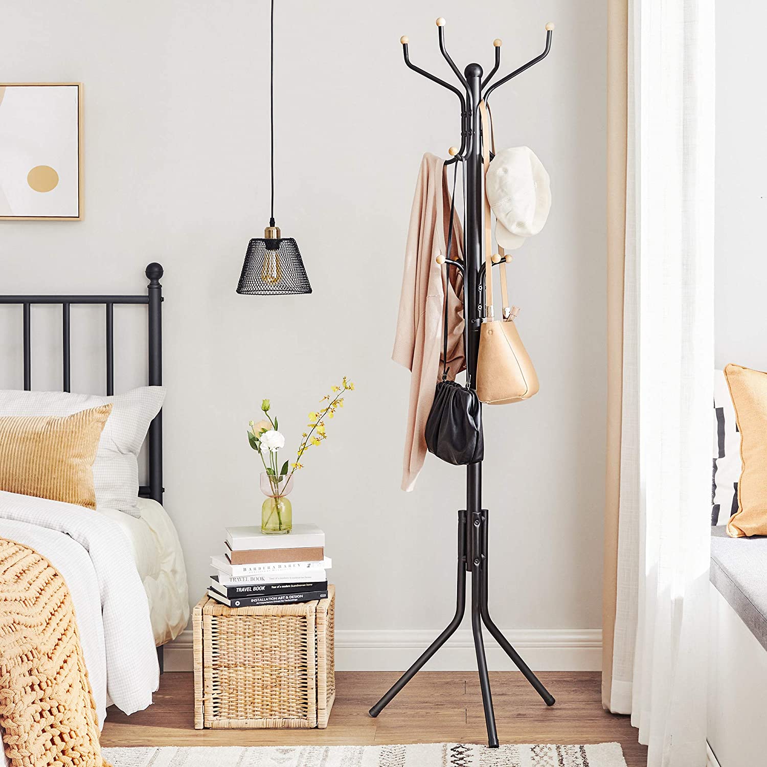 Samostojeća metalna vješalica za kapute, odjeću, visoka 182cm, crna | SONGMICS-vitahome.hr