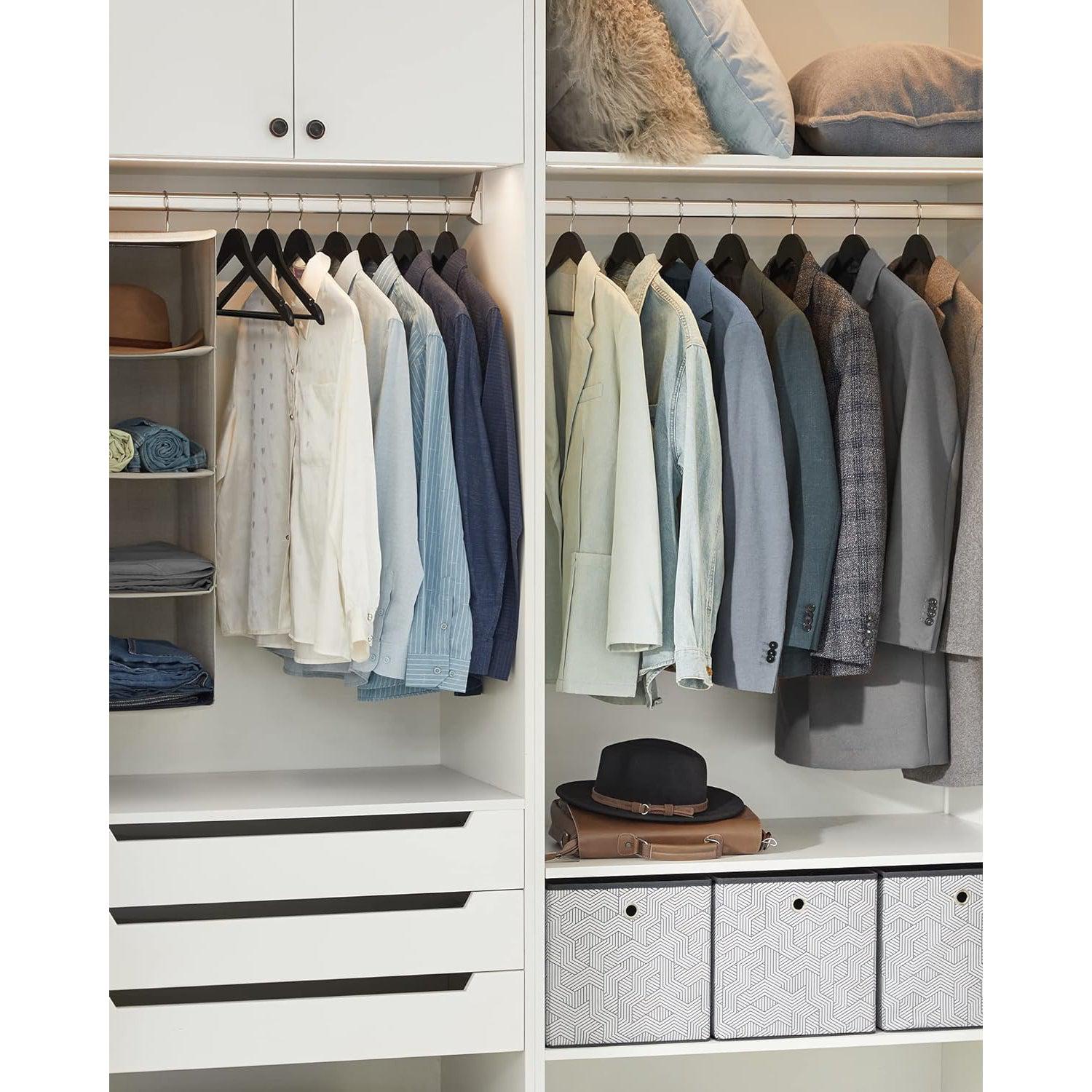 Set od 10 drvenih vješalica s urezima na ramenima, srebrno-crne | SONGMICS-vitahome.hr