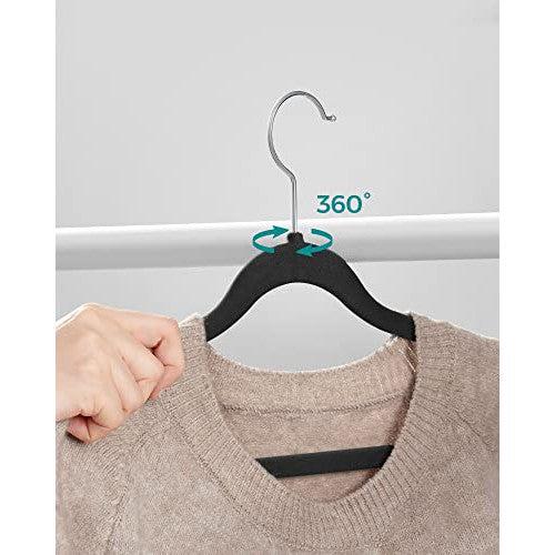 Set od 30 baršunastih, protukliznih vješalica, crne s srebrnim kukama | SONGMICS-vitahome.hr