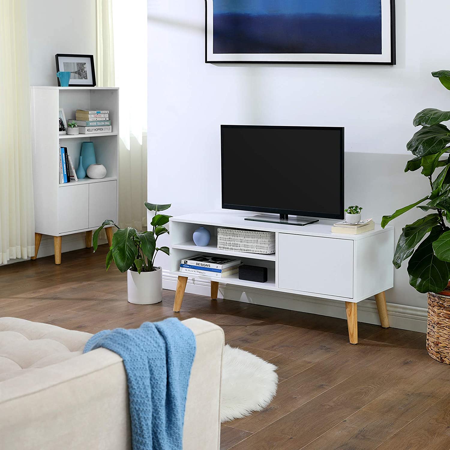 Skandinavski TV stalak 110 x 40 x 49,5 cm bijeli | Vasagle-vitahome.hr