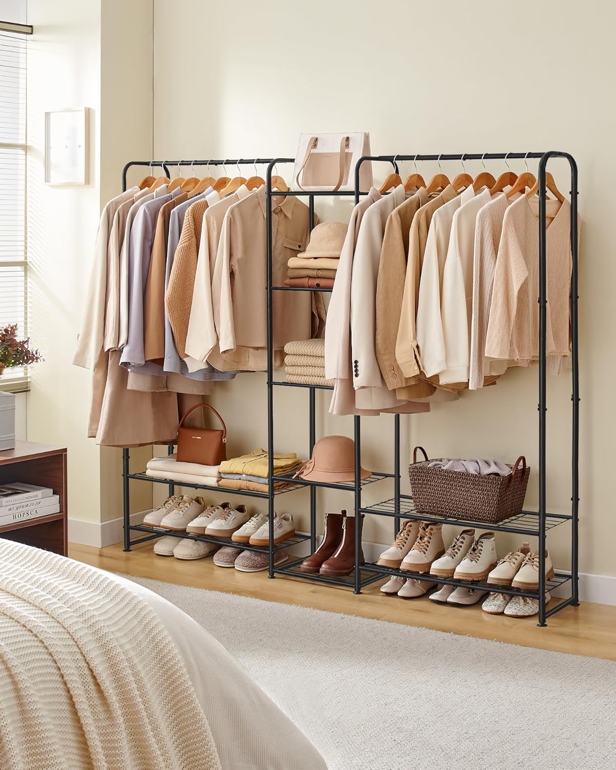 Stalak za odjeću sa šipkom i policama, metalna vješalica, mat crna