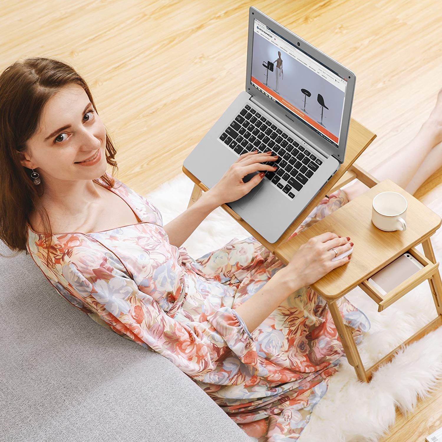 Stol za laptop od bambusa, sklopivi poslužavnik za doručak, podesive visine | SONGMICS-vitahome.hr