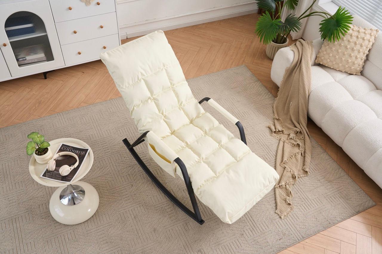 Udobna ljuljačka fotelja s 5 razina podešavanja, mekano podstavljena, bijela