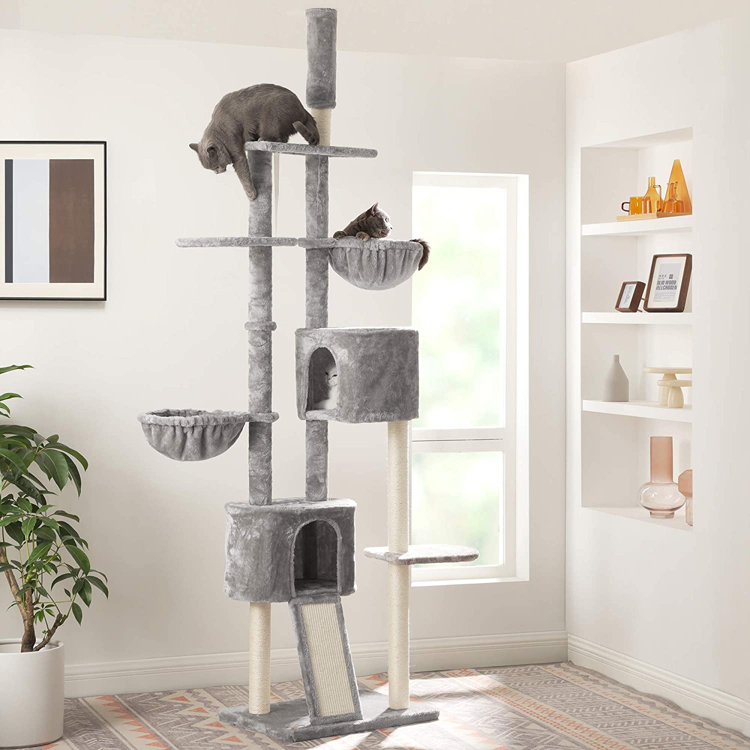Visoki mačji toranj s grebalicama do stropa 240-260 cm, svijetlo sivi | FEANDREA | FEANDREA-vitahome.hr
