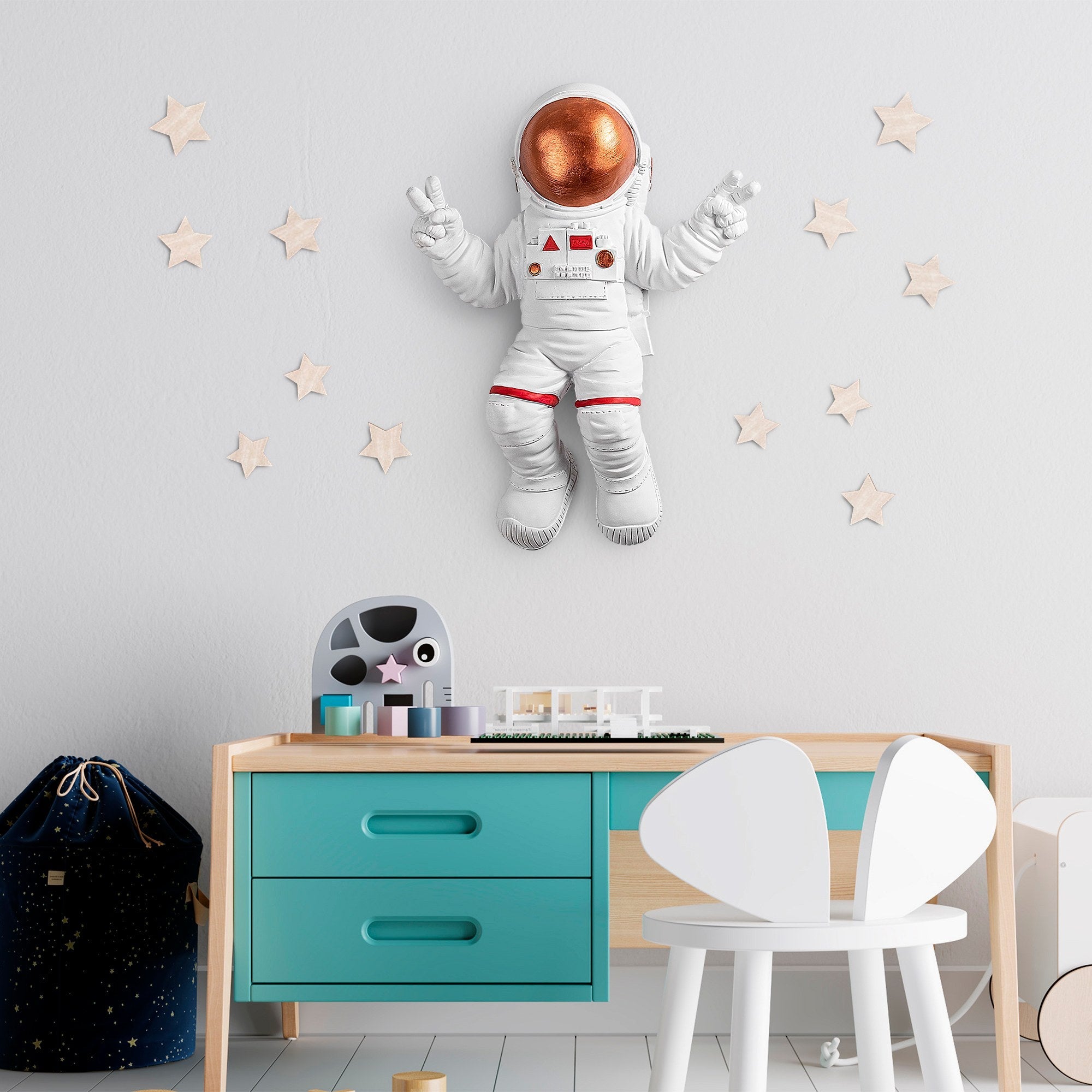Zidna dekoracija, Peace Sign Astronaut - 3 | AG-vitahome.hr