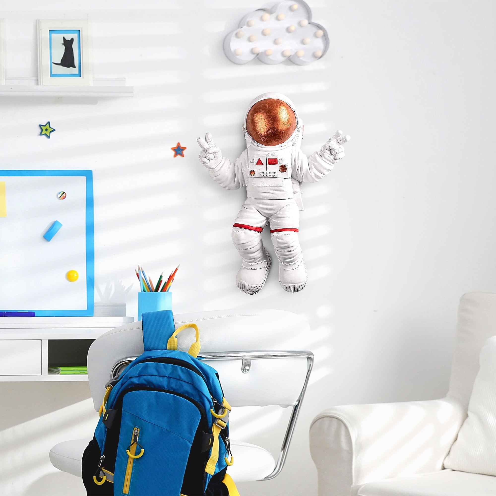 Zidna dekoracija, Peace Sign Astronaut - 3 | AG-vitahome.hr