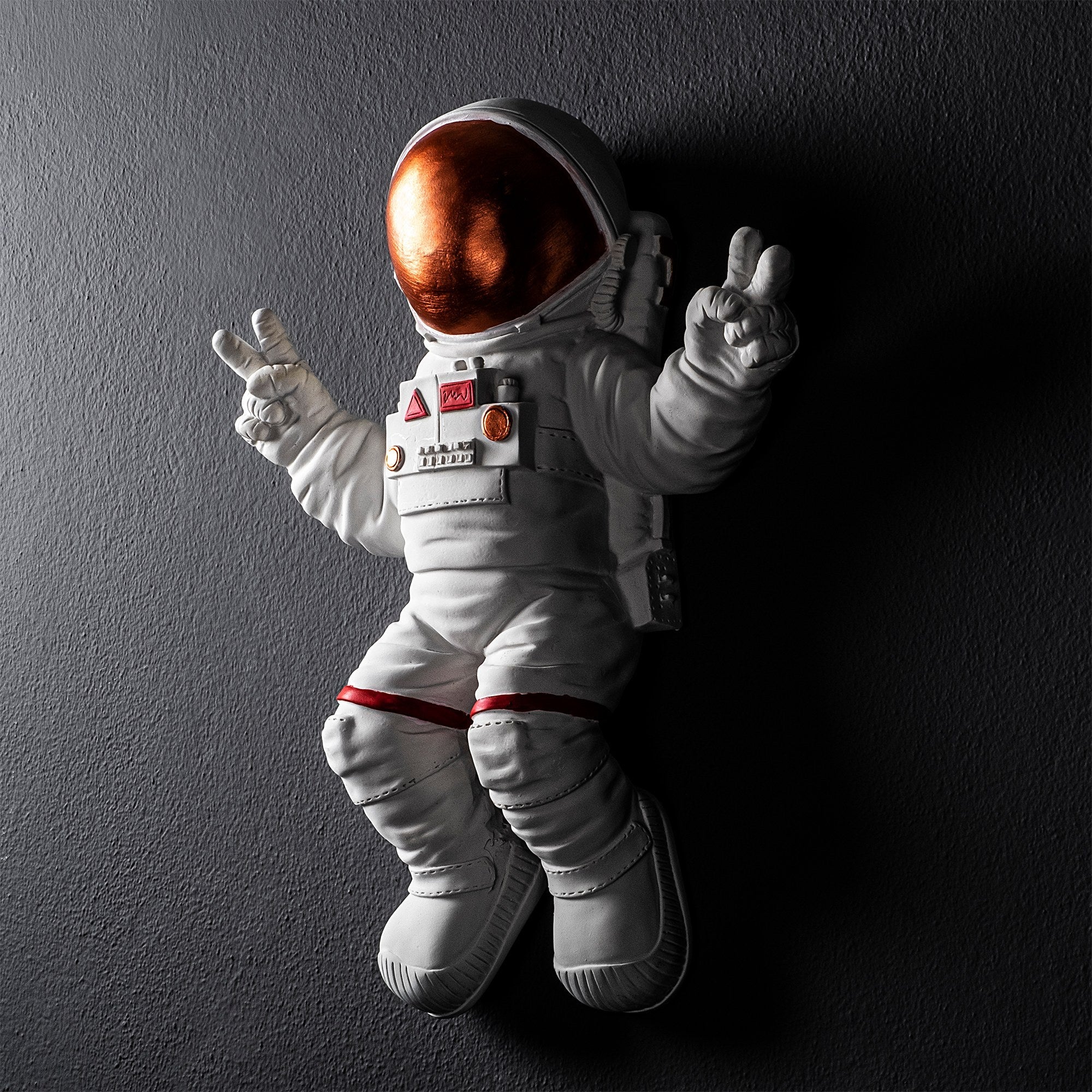 Zidna dekoracija, Peace Sign Astronaut - 3 | AG-vitahome.hr